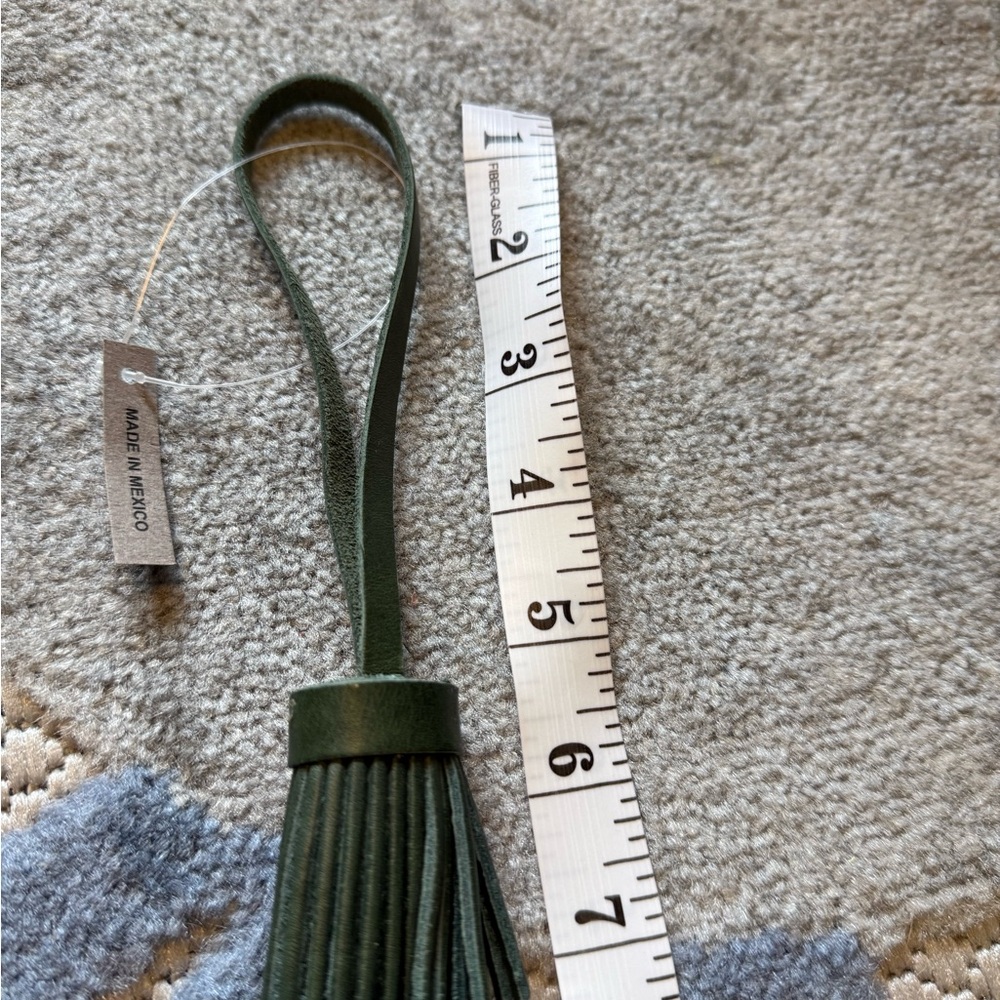 Portland Leather Olive Green Tassel - Picture 3 of 4